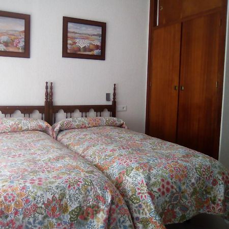 Hostal Muriel Aljaraque Room photo
