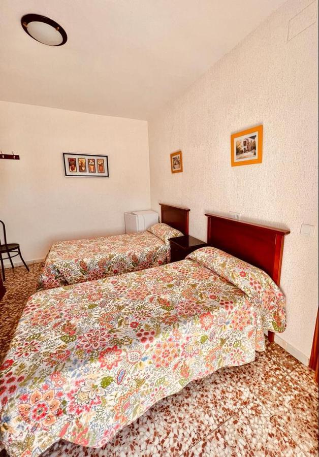 Hostal Muriel Aljaraque Exterior photo